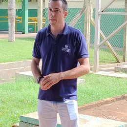 O supervisor de operação Vinícius Oliveira apresentou as dependências da ETA aos futuros engenheiros civis