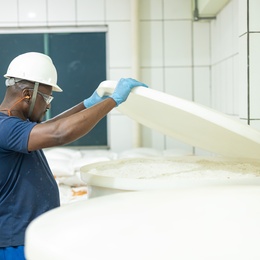 Verificação de nível de sal para geração do cloro que está sendo produzido pela Ourinhos Saneamento